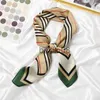 Halsdukar Ny 70x70cm Kvinnor Multifunktion Polyester Silke Scarf Eleganta ränder Tryckta Casual Satin Små fyrkantiga Wraps Scarves Sjal J230703