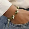 Strands Aensoa Personality White Floral Leaf Necklace Trendy Alloy Enamel Lily Valley Gold Color Choker for Women High Quality 230613