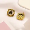 Роскошные серьги Diamond C Правильные серьги логотипа бренда с марками 18K Gold Party Travel Serrings Design для женщин из нержавеющей стали, не выцветшие, оптом