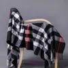 Designer Luxury Bur Home halsdukar till salu Höst och vinter Förtjockad Varm Klassisk Herr Dam Scarf Ny Pläd Imitation Cashmere Tofsar Stor Sjal Dubbla