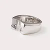 Modering Mens Punk Ring Saturn Gravering Öppning Pekfinger Ring Womens Justerbar ring med Box Party