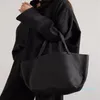 Type de peau de vache de grande taille Sac à main simple pour faire la navette Épaule unique le sac