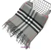 Bur home Boutique plyschhalsduk på rea Höst och vinter Förtjockad Varm Klassisk Herrscarf Dam Pläd Imitation Cashmere Tofsar Stor Sjal Dubbla ändamål