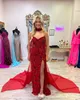 Bez ramiączek w pełni z koralikami suknia konkursowa 2024 z koralikowatymi choker choker szyfonowy Cape Prom Birthday imprezowy suknia dla Lady High Slit Arabia Arabia Królewska Czerwona Fuchsja