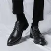 Gentleman Business Formelle Lederschuhe Herren Derby Schnürschuhe mit runder Zehenpartie Klassische Büro-Hochzeitsschuhe