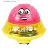 Baby Bath Toys Electric Inductive Water Spray Ball med lätt badrum Badkar Simning Toys för småbarn Spädbarn L230518