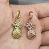 Berlocker 10 20 mm 10 st/lot Mode Cz Micro Pave Charm Plating Färgglada Cubic Zircon Smycken Ananas Form hänge