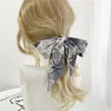 Sciarpe Lettera Stampa Sciarpa sottile Fasce per capelli da donna Nastro Fascia per capelli Raso di seta Scrunchies Lady Fazzoletto da collo Bandana Foulard cessori J230703