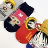 Femmes chaussettes Luffy femme chaussette courte mince pour une pièce Anime blanc coton Sox coréen Kawaii printemps été décontracté dames bas