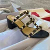 Luxury Brand Slippers V Sandals Beach 2023 Summer Fashion Women High Heels Wedding Shoes Gold Black Solid Genuine Leather Women's Slipper with Dust Bag T230703