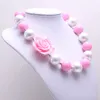 Meninas na moda branco + rosas rosas grossos colar de contas de goma de mascar feito à mão para crianças jóias bonito bebê ABS colar de pérolas para presentes de festa