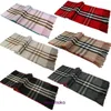 Top Original Bur Home Bufandas de invierno tienda en línea Bufanda de lana Chal grueso para mujer Cachemira de imitación Otoño para hombre y tela escocesa grande