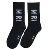 Многоцветные чулки модные вышитые буквы Am Mens и женские спортивные носки без коробки