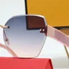 Дизайнеры солнцезащитные очки модные поляризованные солнцезащитные очки, устойчивые к ультрафиолетовым ультрафиолетовым ультрафиолетовым солнцезащитным очкам.