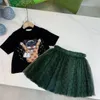 Ensembles de vêtements pour enfants designer filles T-shirt voile jupe mode Marque de luxe Vêtements d'été t-shirts pour enfants robe trésors coton 2 pièces t-shirts de luxe Dhgate