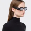 Topplyxiga solglasögon linsdesigner dam Herrglasögon senior Glasögon för kvinnor glasögonbåge Vintage metall solglasögon med box 2660