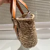 Stro Geweven Kool Mand Onderarm Tas Mode Handtas Zomer Strand Hot Stamping Letters Klassieke Bruine Kust Vakantie Tassen Verstelbare Schouderriem