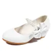 Sneakers Girls Shoes High Heels Butterfly Knot Holy Communion White Shoes for Girls Round Toe Ceremony Elegant Princess Heel Shoe GirlHKD230701