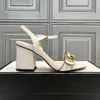 Designer de luxe boucle en métal sandales femmes talon épais plat boucle de ceinture mince mode d'été décontracté couleur unie livraison gratuite