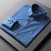 Tute da uomo Camicia a maniche lunghe di lusso in fibra di bambù Slim Fit Elastico Antirughe Non stirabile Abbigliamento da lavoro in tinta unita 230703