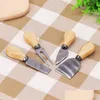 Outils de fromage 4pcs / ensembles couteaux planche à poignée en chêne de beurre de beurre de fourchette de couteau à couteau cuisine cuisine usef accessoires 254 v2 drop déliv dhhsz