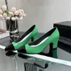 Luxury Designer Women Party Dress Shoes Fashion Patent Leather Pumpar High Heels Shoes Round Toe Slip On Mixed Colors Runway Outfit Female Feetwear