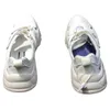 Sandales d'été ourdoor designer chaussures pantoufles classiques pour femmes baskets à bout rond hooploop chaussures de plage lettre marque chaussures antidérapantes mode talon plat sandales de sport