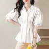 Blusas Femininas Blusa de Verão Moda Coreana Feminina Decote em V Cintura Fina Plissada Peplum Tops Para Senhoras Elegante Dobras Manga Puff Camisas com Laço