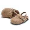 Sandali Pile per bambini Zoccoli elastici Neonati maschi Pantofole in peluche Inverno Caldo Scarpe con suola morbida Calzature antiscivolo 230703