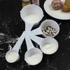 Outils de mesure 5pcs / set tasses à mesurer polyvalentes de qualité alimentaire cuillères cuillère à épices à café outils de cuisson de gâteau de cuisine avec échelle R230704