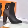 automne hiver bottes à talons à talons mode sexy boucle de ceinture designer botte 100% cuir alphabétique pointu femmes chaussures dame lettre talons hauts taille 35-40--42 us4-us11 avec boîte