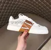 Lyxdesigner kvinnor män casual skor mode blommor äkta läder lapptäcke låga topptränare sneakers runway plattform v