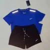 tute da uomo set tecnico magliette firmate pantaloncini due pezzi pile fitness da donna asciugatura rapida e abbigliamento sportivo traspirante taglia grande opzionale