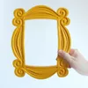 Frame ZK30 TV Series Friends Handgjorda Monica Door Frame Wood Yellow Photo Frames Collectible Home Decor Collection Cosplay Gift