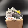 Bambini Bambini 2024 Ragazzi Ragazze Scarpe da corsa Scarpe per bambini Ragazza Runner Scarpe da ginnastica Atletica Gioventù Big Boy Bambini Neonati Nero Scarpe da ginnastica all'aperto Scarpe da ginnastica Designer