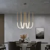 Lámparas colgantes Villa nórdica Luces Led Loft Escalera Lustre Luminarias Minimalismo Lámpara colgante de bambú Art Deco Accesorio de iluminación interior