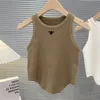 Designer Womens Tanks Camis Short Striped Ice Silk Vest Kvinnor Halter Casual med mode oregelbundna toppar