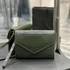 Luxus echte Lederkupplung für Frauen Mode soziale Brieftasche 20 verfügbare Farbe kleine Geldbörsen Designer Handtasche Echtes Leder -Fülle -Umschlagklappe mit Schachtel