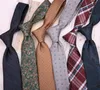 Spinki do krawatów 8cm brytyjski styl żakardowe tkane paski kwiatowy Dot poliestrowy krawat dla mężczyzny kobieta ślub biznes 230704