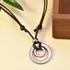 Vintage Uomo Donna Doppio Cerchio Collana con cordino in pelle regolabile Collana con ciondolo Gioielli Regalo di Natale Collana iniziale L230704