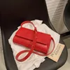 Bolsas de noite Bolsa de ombro em couro plutônio Moda feminina 2023 Crossbody para mulheres Coreana Simples Bolsa de mão Cor sólida Quadrada pequena