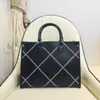 Designer Top Onthego Pm Tote Bag Borse firmate di lusso Moda classica Donna Mm Gm Borse in pelle Alfabeto Fiore Messenger Borsa a tracolla con tracolla Pi s8dX #