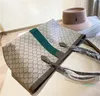 Kadın Tote Çanta Tasarımcı Alışveriş Çantası Avrupa ve Amerikan Büyük Kapasite Çantaları