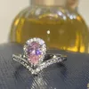 Pierścionki klastrowe biżuteria srebrna 925 imitacja korony Mosan jasna księżniczka różowy pierścionek kobieta prezent ślubny zaręczynowy