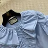 Женские блузкие рубашки дизайнер модный возраст уменьшает пузырьковые рукава круглый щипый шелковая рубашка с шелковой рубашкой.