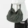 Bolsas de noite Moda grande de ombro de veludo transversal para mulheres Bolsas e carteiras 2023 Mensageiro feminino Designer moderno