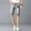 Summer Men's 2023 Designer Men's Shorts Denim Fashion Brand Cropped Pants Casual Straight Loose Broderie Polyvalent Shorts Tight and slim Top qualité taille 28-38