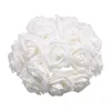 Fleurs décoratives 50pc 8CM avec poteau Simulation PE mousse Rose main tenant fleur mariage Vase Arrangement Bouquet Faux plantes d'extérieur