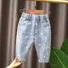 Jeans Spring roupas infantis para meninas elástico de bebê perna reta calças jeans amor para roupas femininas roupas externas calças jeans 230704