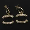 Designer brinco de moda estilo clássico brincos de letra dupla para mulheres cristal banhado a ouro jóias mulher festa de casamento presente